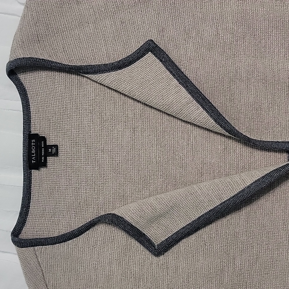 Sweater - Picture 3 of 5